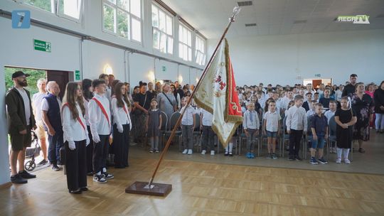 Rozpoczęcie roku szkolnego w PSP nr 2 w Świdwinie - 01.09.2025 r