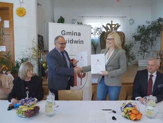 Podpisanie umowy na termomodernizację budynków użyteczności publicznej w Gminie Świdwin.