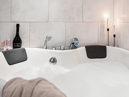 Porównanie baterii wannowych 3 otworowych Hansgrohe z innymi markami