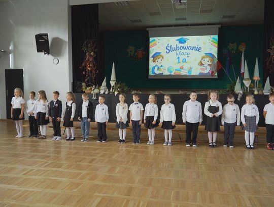 Ślubowanie klasy pierwszej w Publicznej Szkole Podstawowej nr 2 w Świdwinie.