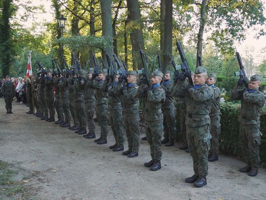 XXXIV Uroczysta Msza Święta Katyńska w Połczynie-Zdroju upamiętniająca 86. rocznicę Zbrodni Katyńskiej.