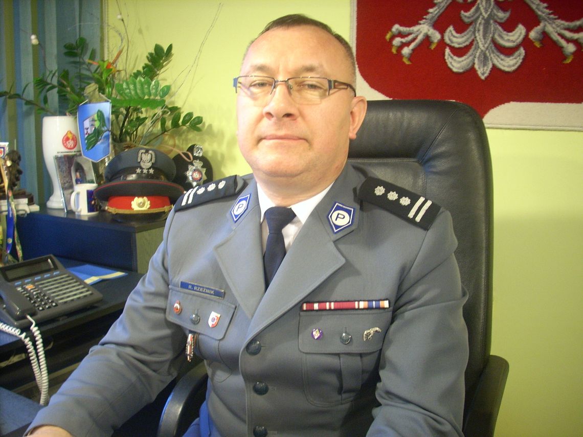 Pożegnanie komendanta Roberta Rzeźnika z KPP w Świdwinie 